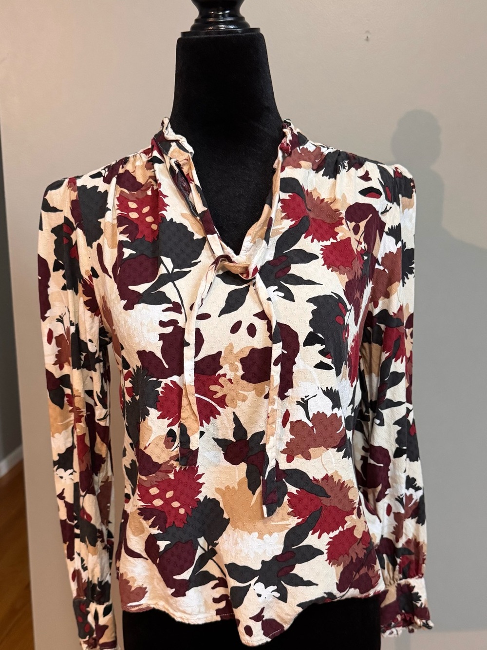 Ann Taylor Factory Cream Floral Long-Sleeve Tie-Neck Dress